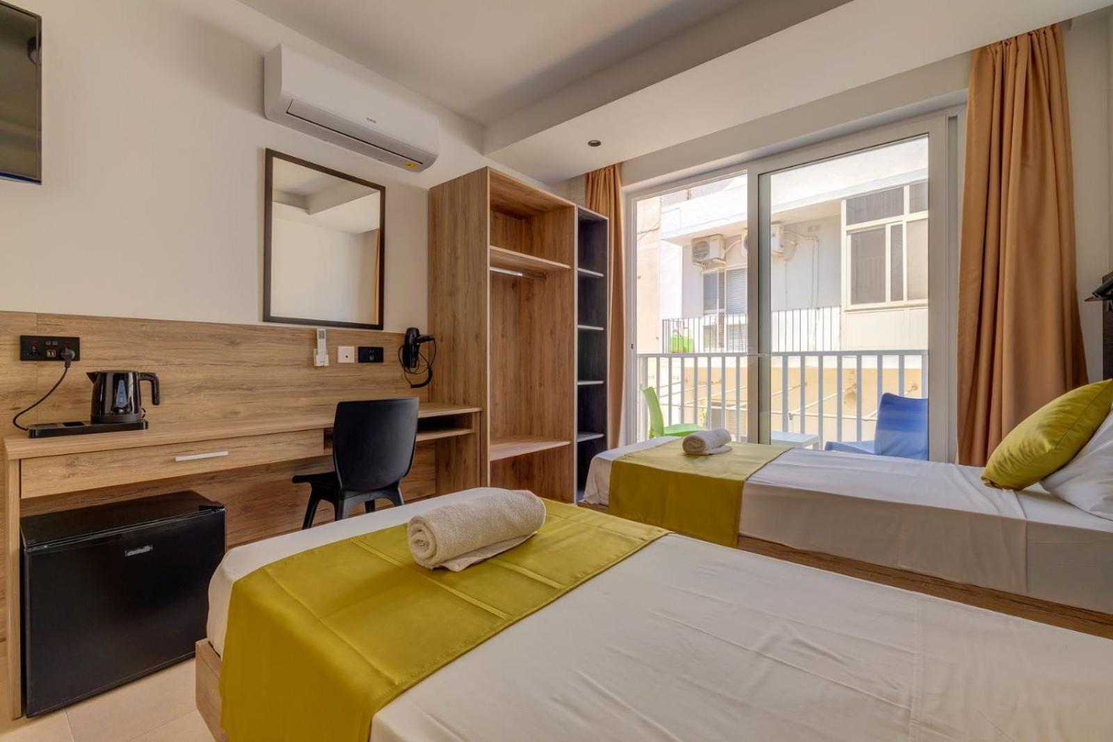 Bayside A Apartments Saint Julian's ภายนอก รูปภาพ