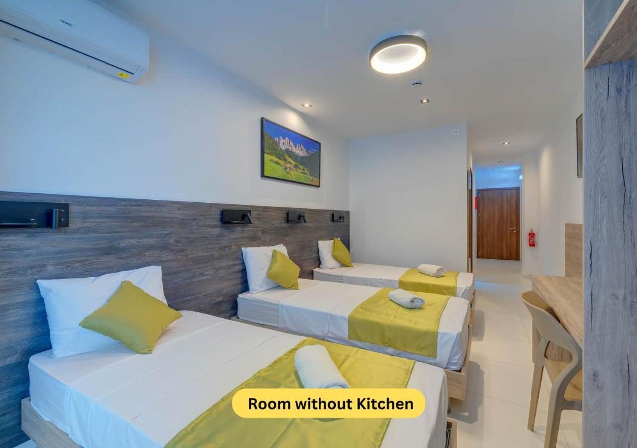 Bayside A Apartments Saint Julian's ภายนอก รูปภาพ